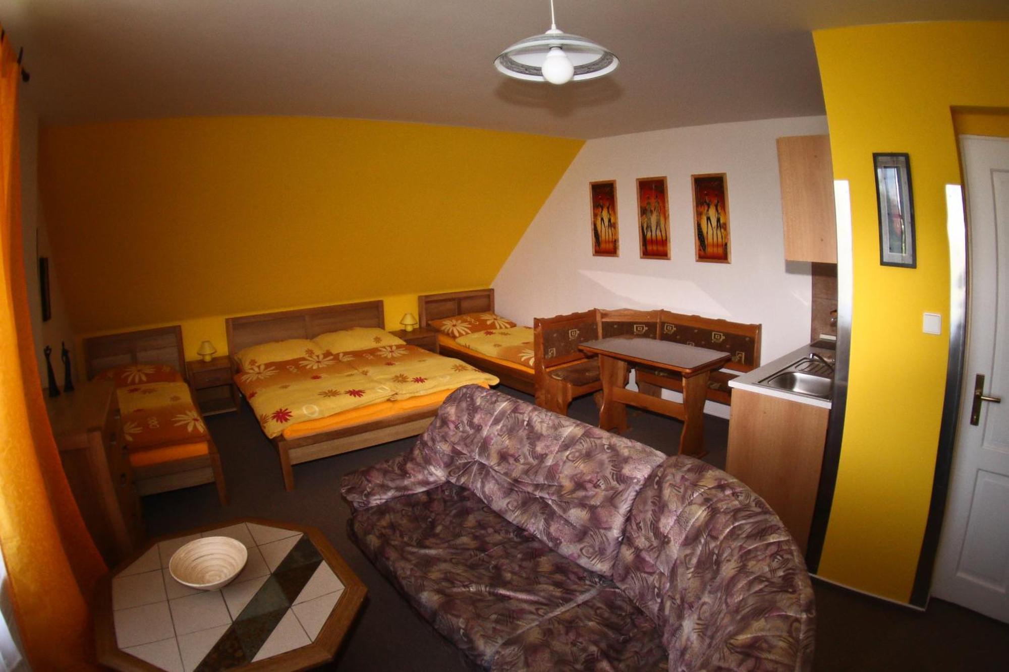 Penzion Svet Sobotín Buitenkant foto